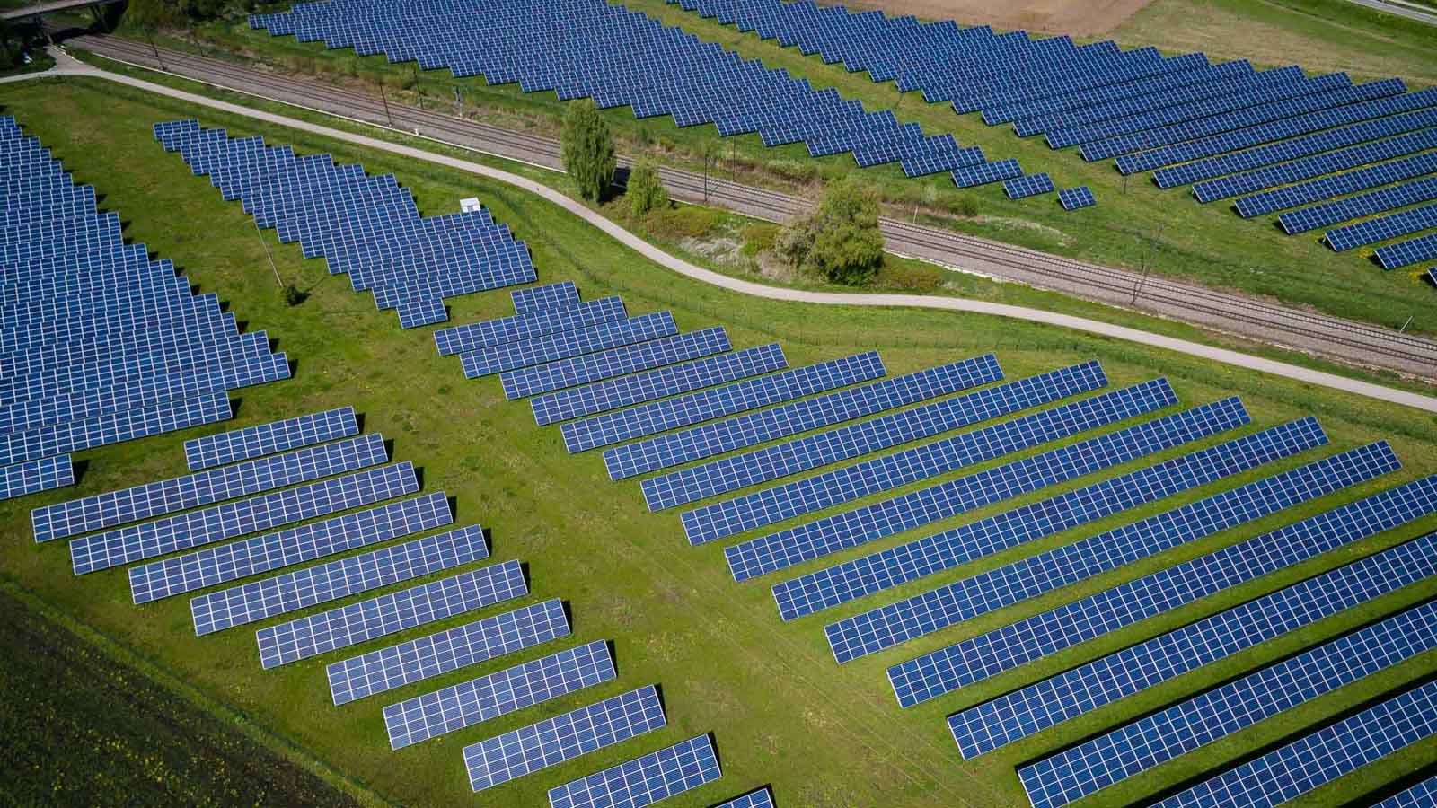 solar energy, solar power farm kansas city